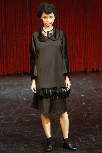 Look 13